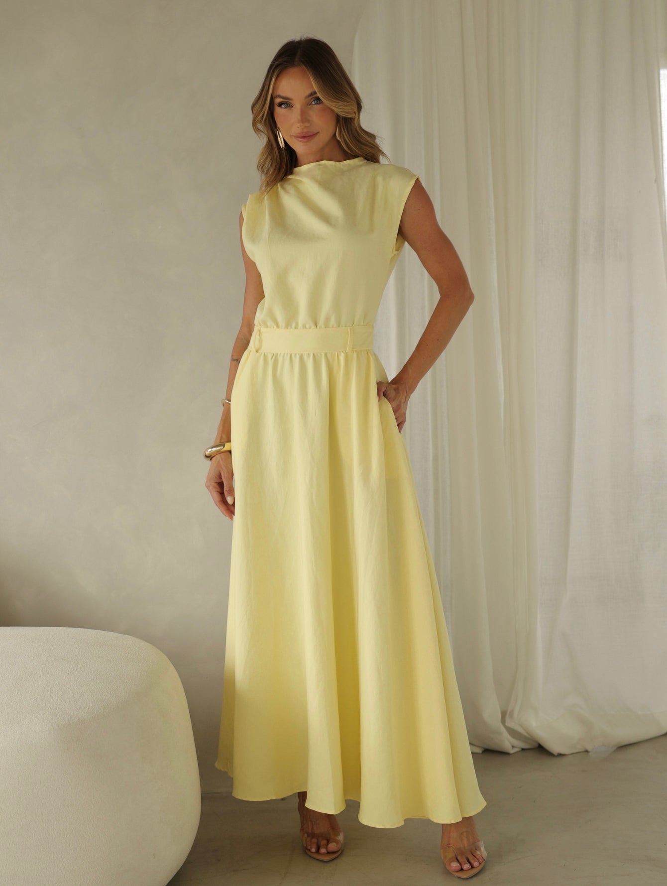 Amarelo