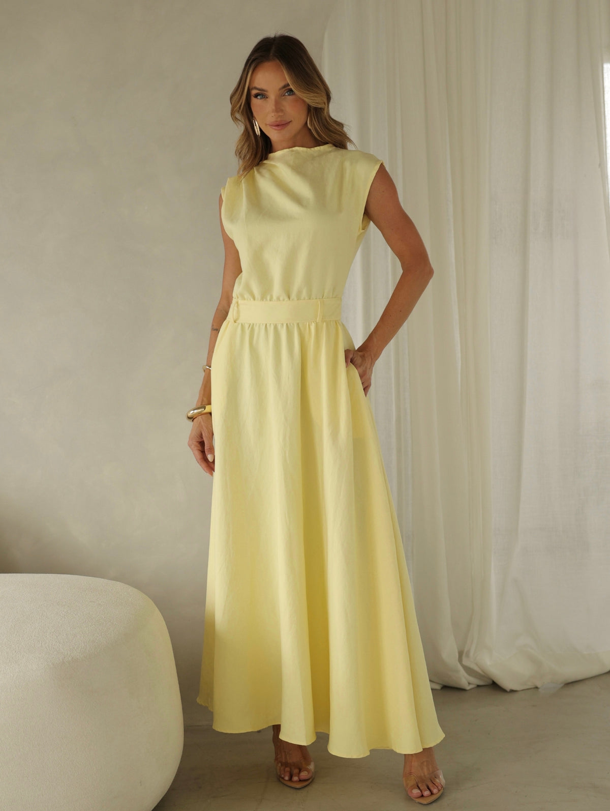 Amarelo