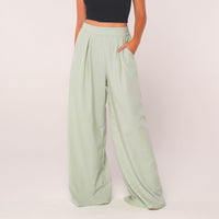 Calça Alfaiataria Pantalona Fluida Comfy com Elástico e Bolso Lateral Maite