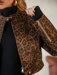 marrom animal print