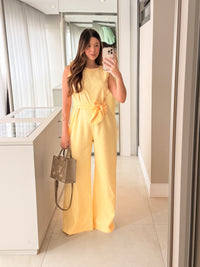 Amarelo