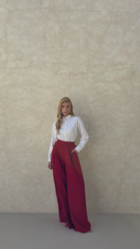 Stories de Calça Pantalona Alfaiataria Cintura Alta com Elástico e Bolso Lateral Carmela