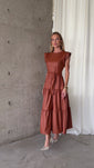 Stories de Vestido Midi Couro Manga Muscle Tee Brenda