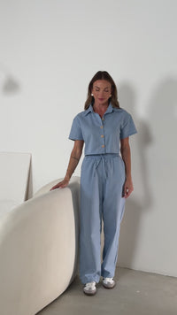 Stories de Conjunto de Linho Blusa Clássica + Calça Wide Leg Cós Elástico Josi