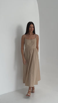 Stories de Vestido Midi Tricoline com bolso Samanta