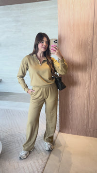 Stories de Conjunto Feminino Dalila em Moletom Premium de Viscose