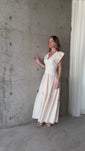 Stories de Vestido Midi Alfaiataria Ombro Estruturado Saia Evasê Três Marias Lanay