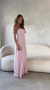 Stories de Vestido Longo Mayara em Alfaiataria Sensoriale – Tomara que Caia com Laço nas Costas